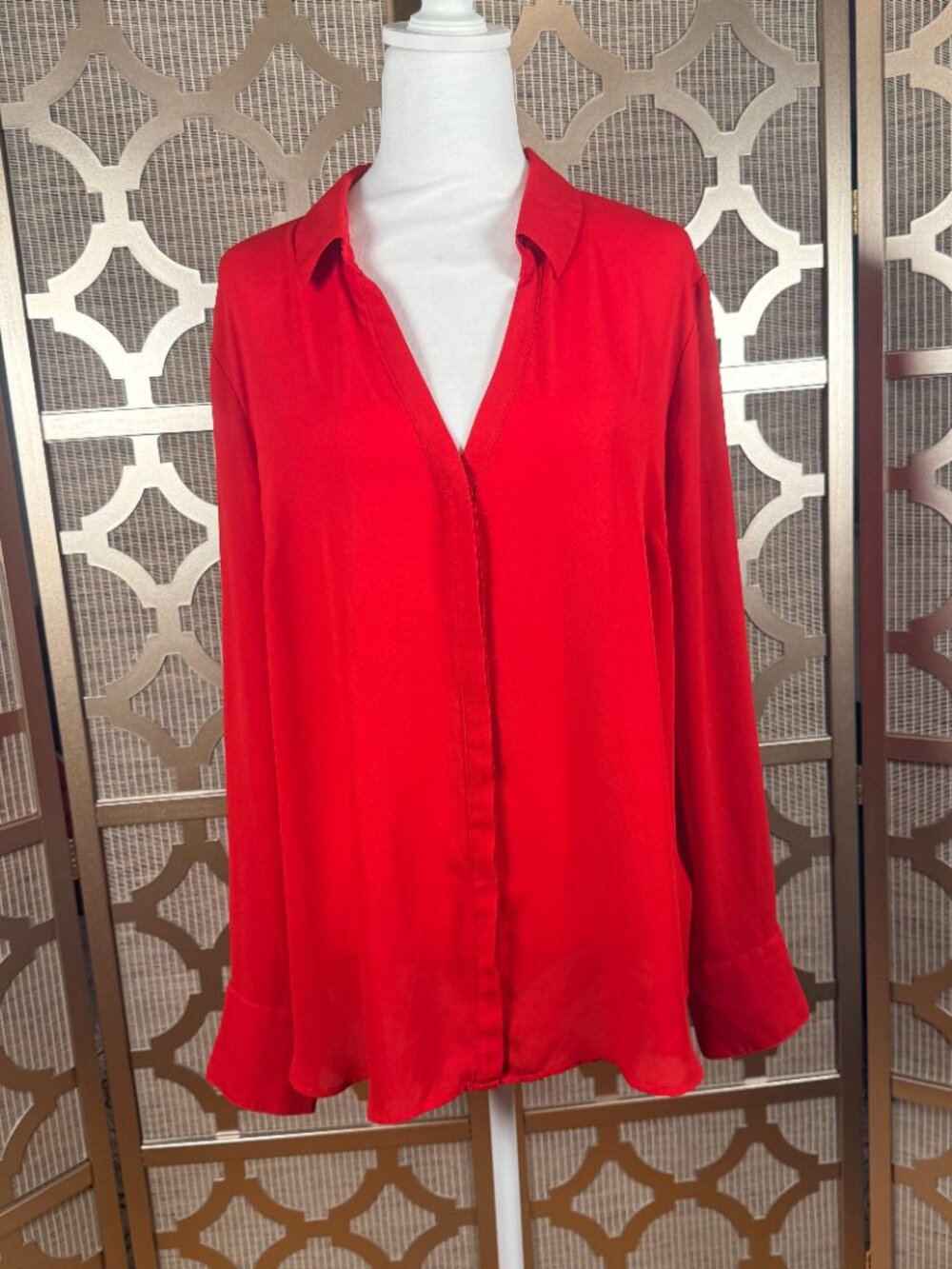 Worthington Red Blouse Women’s XL Button Front Long Sleeve Career Office Top Lig